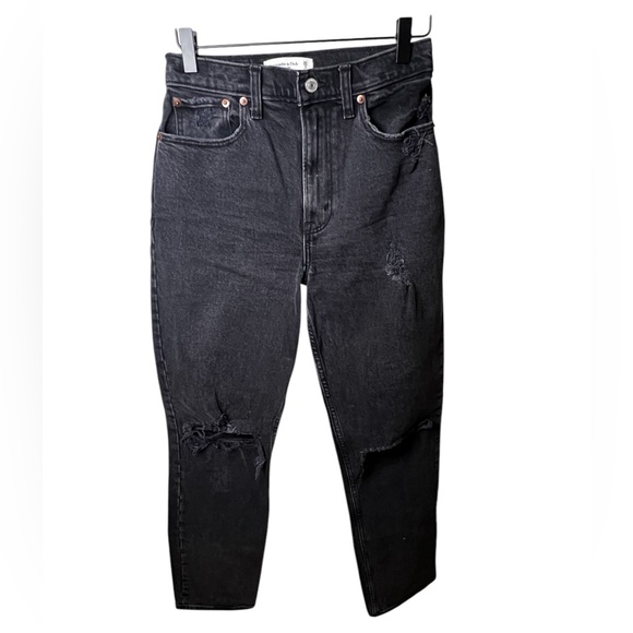 Abercrombie Curve Love 90s Straight Ultra High Rise Black Jean - 26/2 - Picture 7 of 9